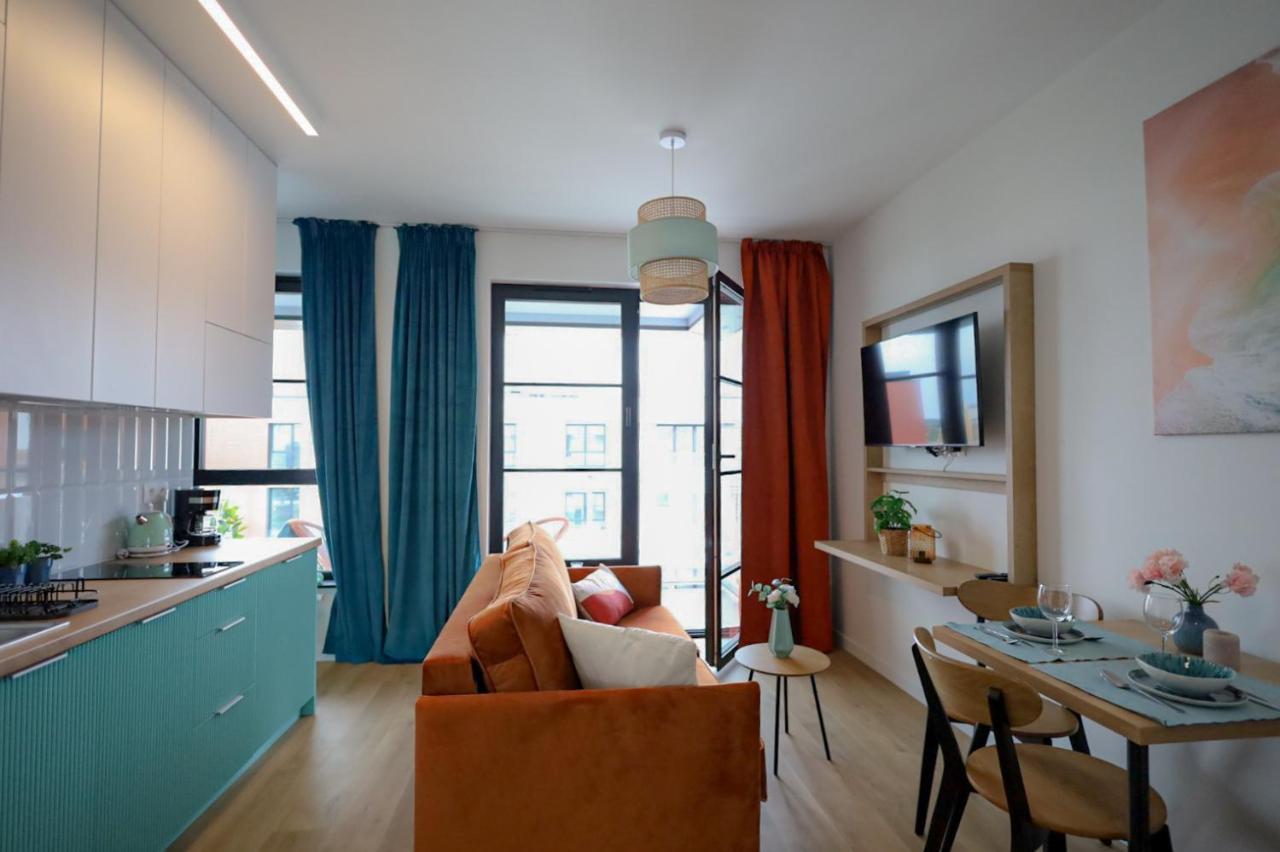 Glow Apartments, Apartamenty Stocznia Cesarska & Montownia 格但斯克 外观 照片