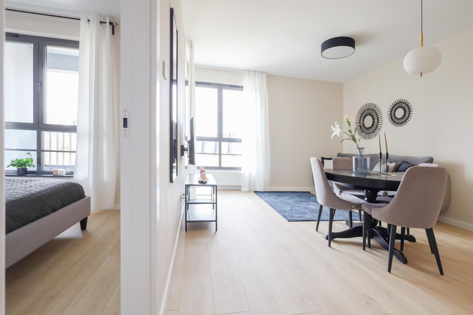 Glow Apartments, Apartamenty Stocznia Cesarska & Montownia 格但斯克 外观 照片